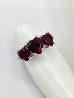 Swarovski Crystal Elements Silver Heart Ring Dark Red Garnet Size 6 Prom Bridal